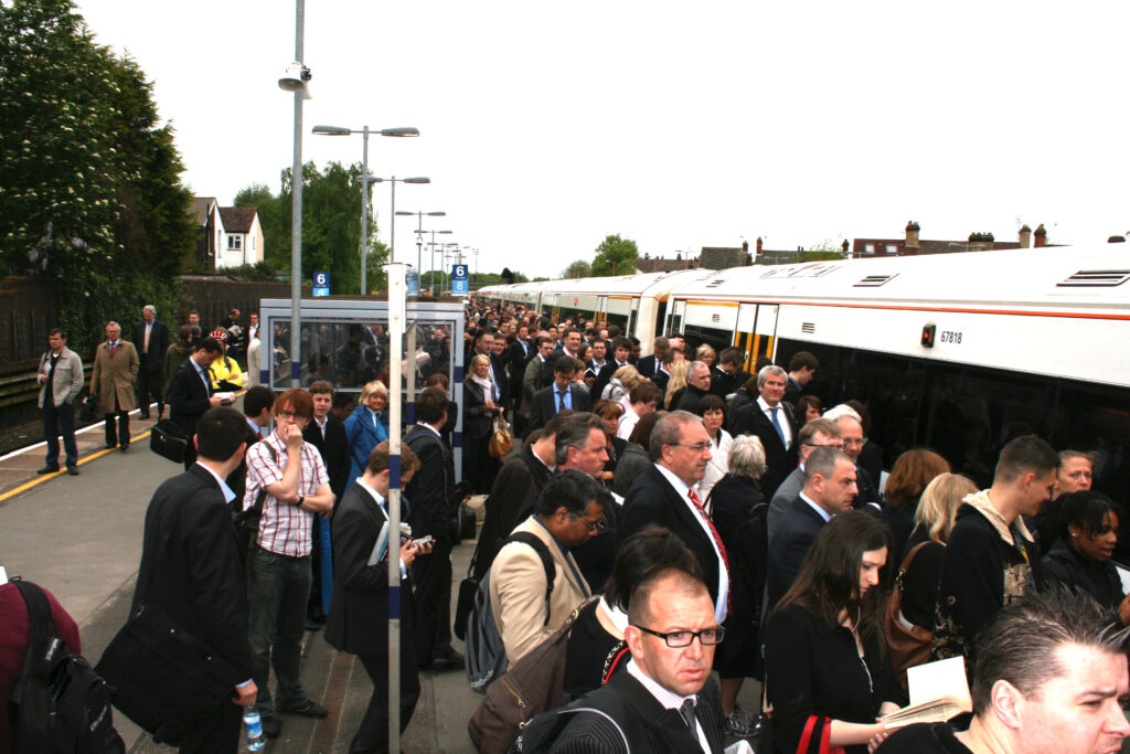 A busy platform at Tonbridge